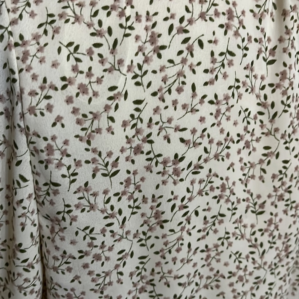 Sienna Sky pink & green floral top Size M - Picture 9 of 17
